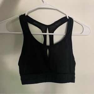 Black sports bra never worn